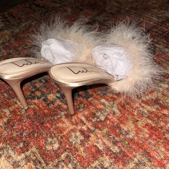 Lulus feather pointed toe mule - Picture 5 of 5